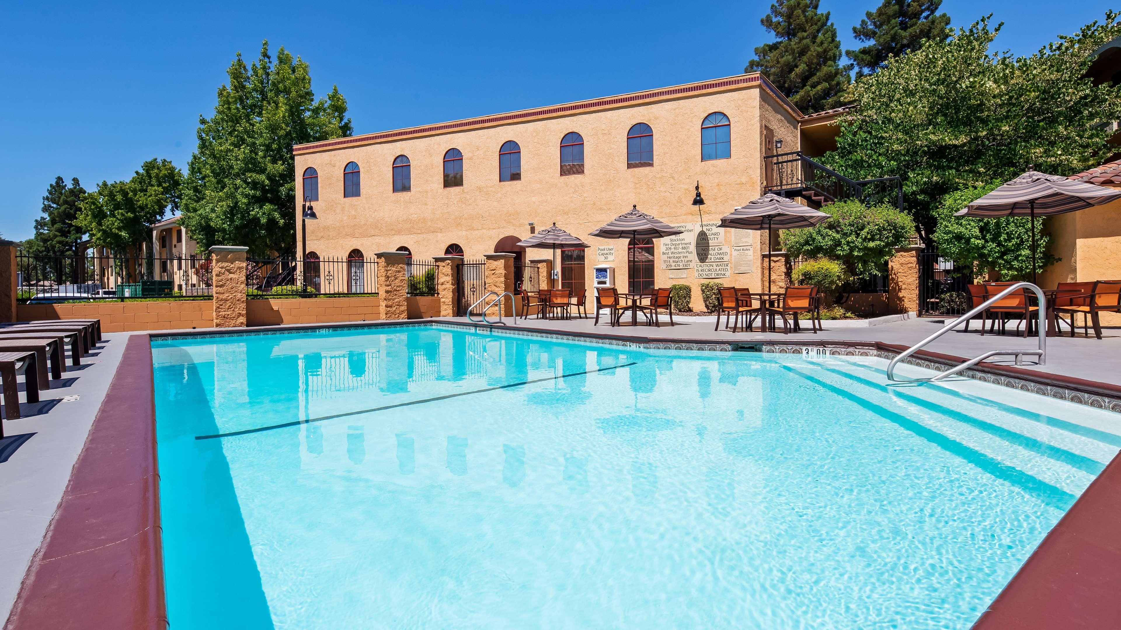 Best Western Plus Waco North Exterior photo